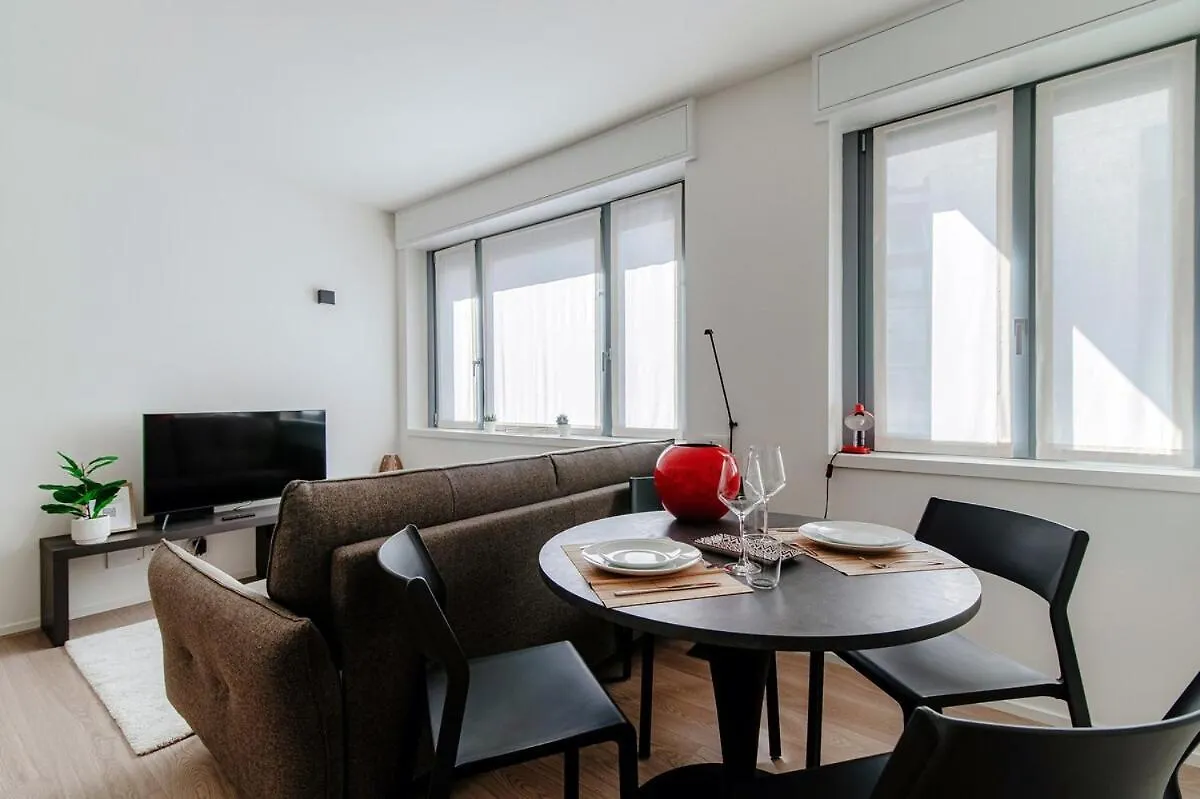 Magnolia Suite, A Due Passi Dal Lago Como